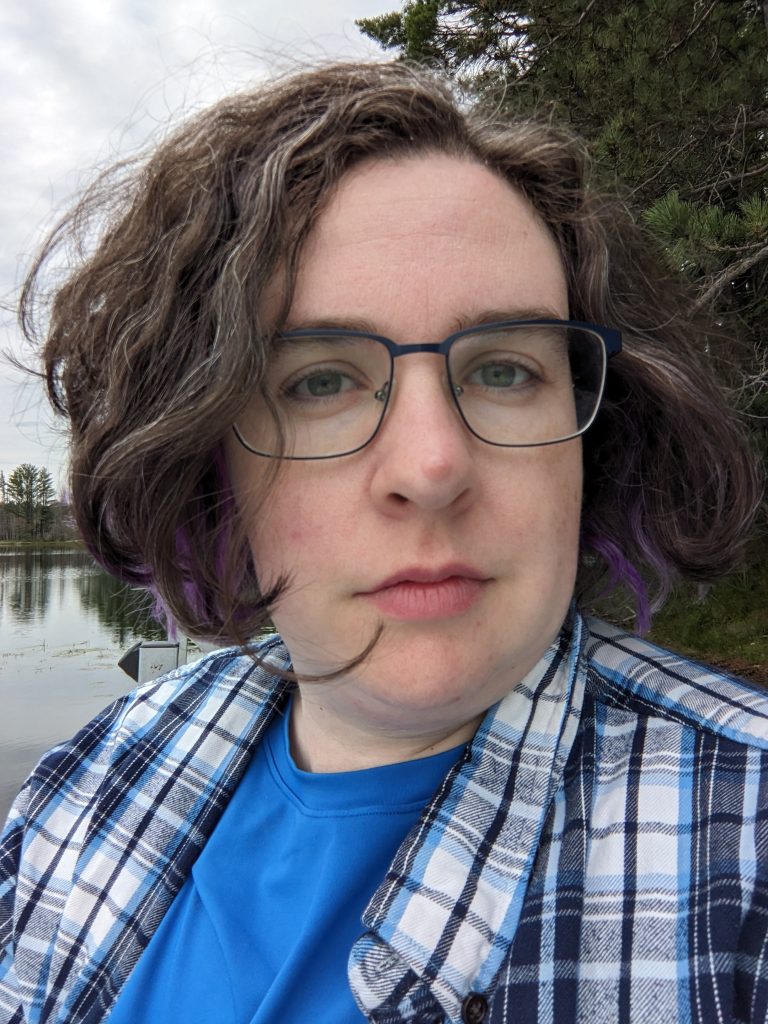 Headshot of Jenny